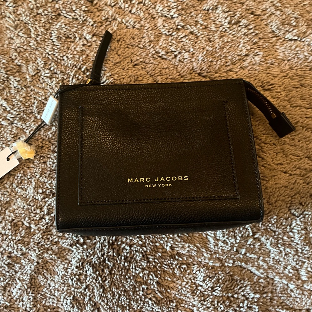 Marc Jacobs Black Toiletry Bag Sleek Minimalist Design